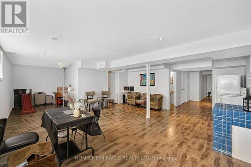 452 Tyrone Crescent, Milton, ON - Indoor