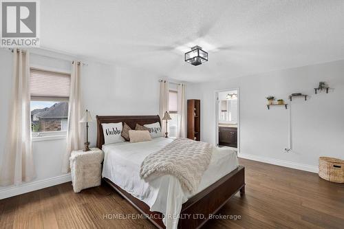 452 Tyrone Crescent, Milton, ON - Indoor Photo Showing Bedroom