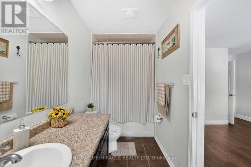 452 Tyrone Crescent, Milton, ON - Indoor Photo Showing Bathroom