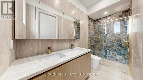 2539 Rugby Road, Mississauga, ON - Indoor Photo Showing Bathroom