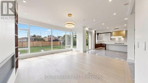 2539 Rugby Road, Mississauga, ON - Indoor Photo Showing Other Room