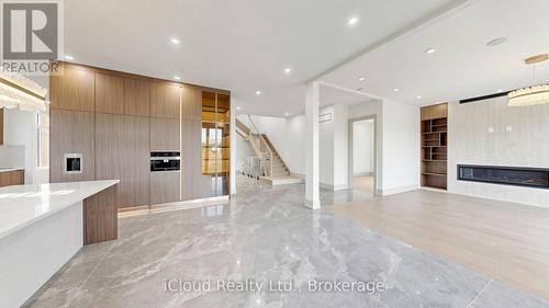 2539 Rugby Road, Mississauga, ON - Indoor