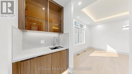 2539 Rugby Road, Mississauga, ON - Indoor Photo Showing Other Room