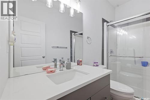 231 Katz Court, Saskatoon, SK - Indoor Photo Showing Bathroom