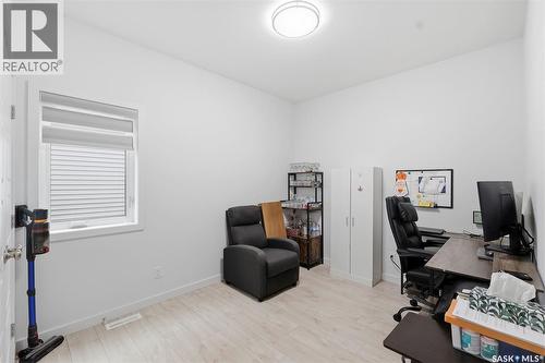 231 Katz Court, Saskatoon, SK - Indoor Photo Showing Office