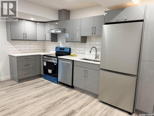 231 Katz Court, Saskatoon, SK - Indoor Photo Showing Kitchen