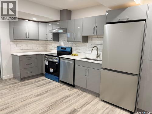 231 Katz Court, Saskatoon, SK - Indoor Photo Showing Kitchen With Double Sink
