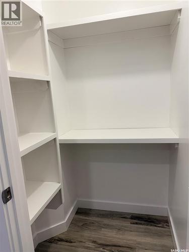 231 Katz Court, Saskatoon, SK - Indoor With Storage