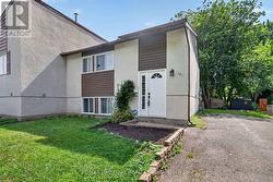 140 ROTHESAY DRIVE  Ottawa, ON K2L 1P1