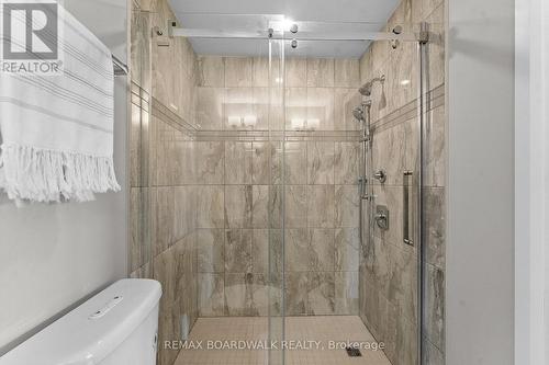 14 Philosopher Private, Ottawa, ON - Indoor Photo Showing Bathroom