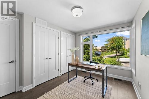 14 Philosopher Private, Ottawa, ON - Indoor Photo Showing Office