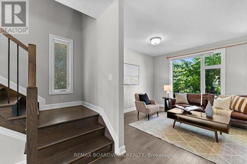 14 Philosopher Private, Ottawa, ON - Indoor