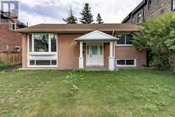 BASEMENT 448 FERNLEIGH CIRCLE S  Richmond Hill, ON L4C 1E6