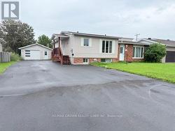 16 MATEEV AVENUE  Kapuskasing, ON P5N 3E5