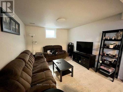 LOWER - 48 NICOLE MARIE AVENUE , Barrie, Ontario L4M 6Y6 5