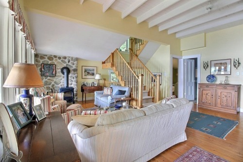 Living Room - 4205 Ch. Magog, North Hatley, QC - Indoor Photo Showing Living Room