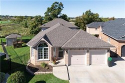 3 Vineberg Drive  Hamilton, ON L9B 2P6