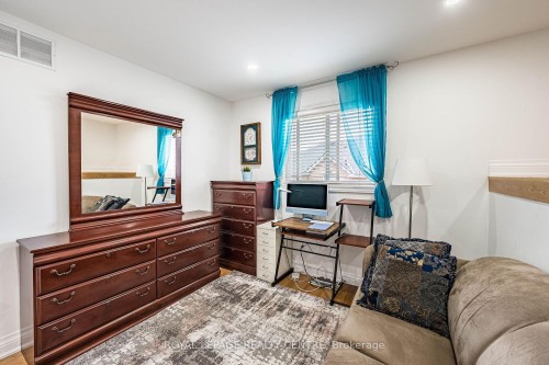 3 Vineberg Drive, Hamilton, ON - Indoor
