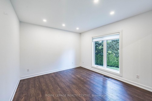 3 Vineberg Drive, Hamilton, ON - Indoor Photo Showing Other Room