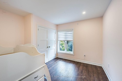 3 Vineberg Drive, Hamilton, ON - Indoor Photo Showing Other Room