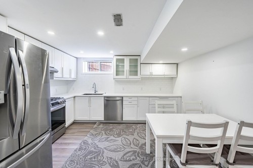 3 Vineberg Drive, Hamilton, ON - Indoor