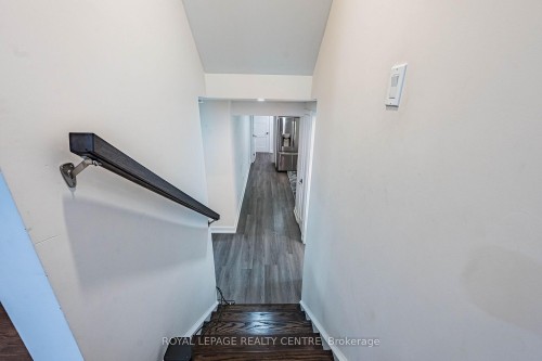 3 Vineberg Drive, Hamilton, ON - Indoor Photo Showing Other Room