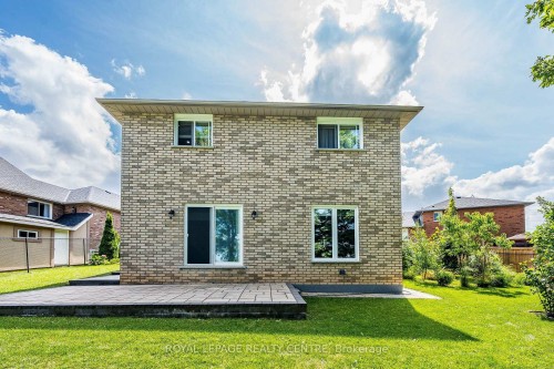 3 Vineberg Drive, Hamilton, ON - Outdoor
