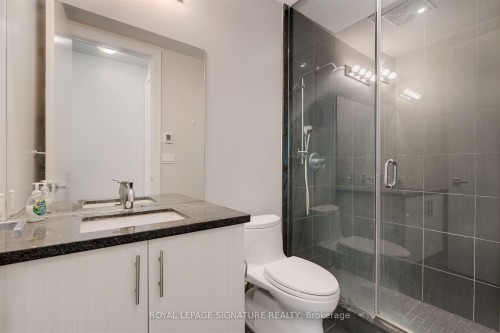 424-29 Queens Quay E, Toronto, ON - Indoor Photo Showing Bathroom