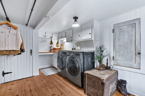 Laundry - 647 Boul. Lacombe, Repentigny (Le Gardeur), QC - Indoor Photo Showing Laundry Room