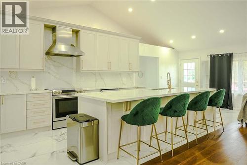 Vaulted ceiling with recessed lighting - 107 6Th Line Line, Haldimand, ON - Indoor Photo Showing Kitchen With Upgraded Kitchen