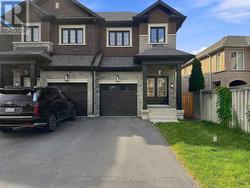 102 CADILLAC CRESCENT  Brampton, ON L7A 3B4