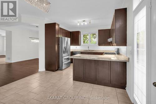 4650 Ethel Road, Burlington, ON - Indoor Photo Showing Kitchen