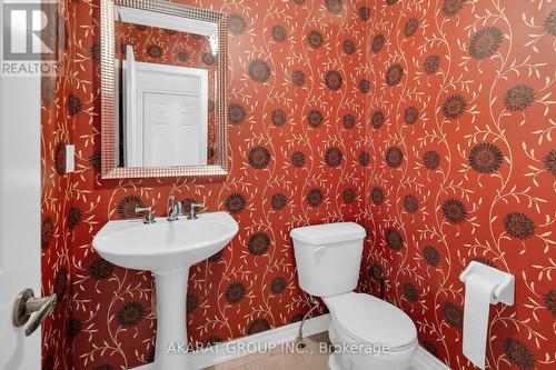 4650 Ethel Road, Burlington, ON - Indoor Photo Showing Bathroom