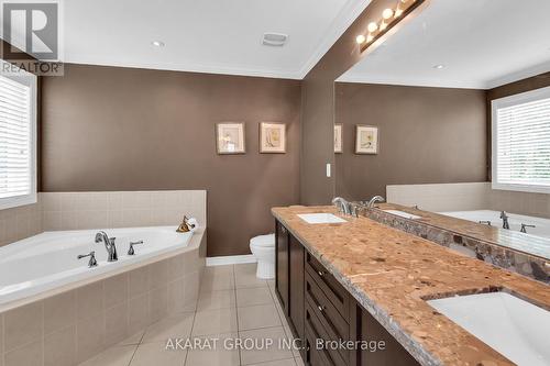 4650 Ethel Road, Burlington, ON - Indoor Photo Showing Bathroom
