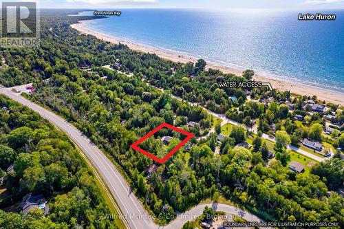 Close to amenities - 32 Mohawk Drive, Native Leased Lands, ON - Outdoor With Body Of Water With View