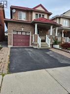 69 RAMPART CRESCENT  Whitby, ON L1P 1T7