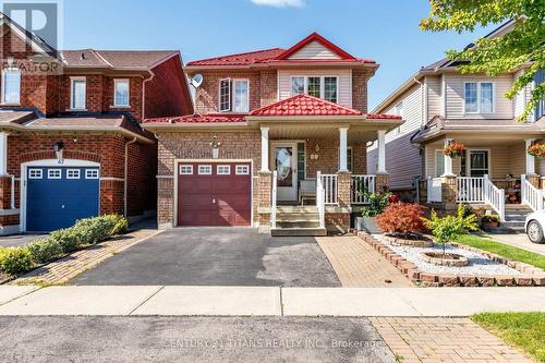 69 RAMPART CRESCENT  Whitby, ON L1P 1T7