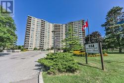 1518 - 451 THE WEST MALL  Toronto, ON M9C 1G1
