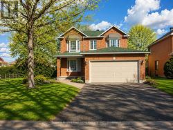 29 TAJ COURT  Ottawa, ON K1G 5K7