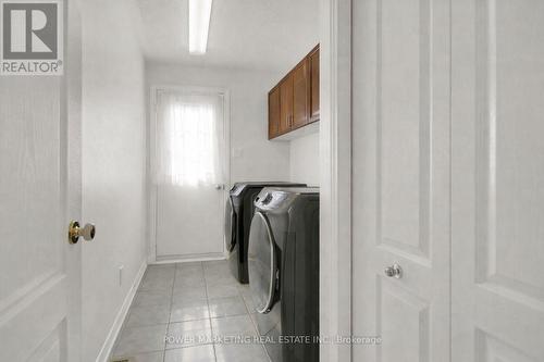 29 Taj Court, Ottawa, ON - Indoor Photo Showing Laundry Room