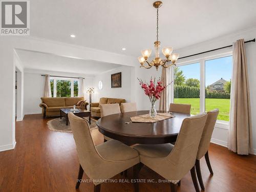 29 Taj Court, Ottawa, ON - Indoor Photo Showing Dining Room