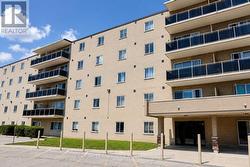 101 - 936 GLEN STREET  Oshawa, ON L1J 5Z7