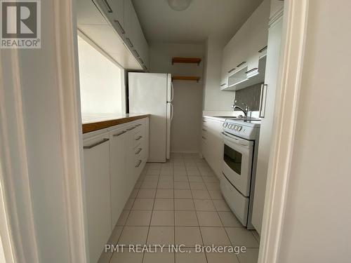 606 - 580 CHRISTIE STREET , Toronto, Ontario M6G 3E3 3