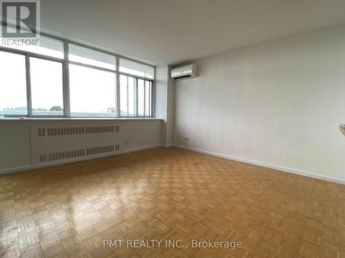 606 - 580 CHRISTIE STREET , Toronto, Ontario M6G 3E3 5
