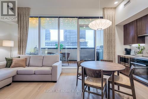 511 - 95 Mcmahon Drive, Toronto, ON - Indoor Photo Showing Other Room