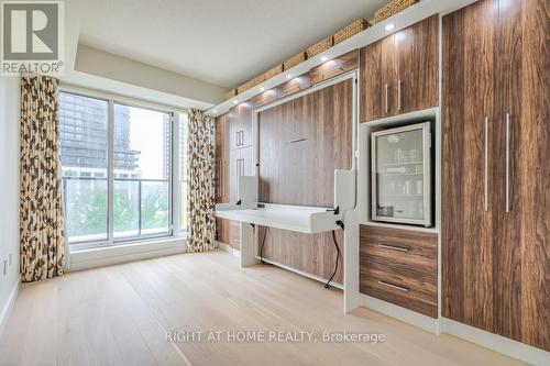 511 - 95 Mcmahon Drive, Toronto, ON - Indoor Photo Showing Other Room
