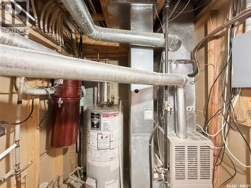 625 7Th Avenue Ne, Swift Current, SK - Indoor Photo Showing Basement