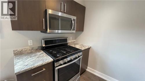 4 OTTAWA Street N Unit# 16 , Hamilton, Ontario L8H 3Y7 2