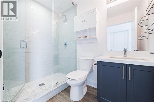 470 E Dundas Street E Unit# 1202, Waterdown, ON - Indoor Photo Showing Bathroom