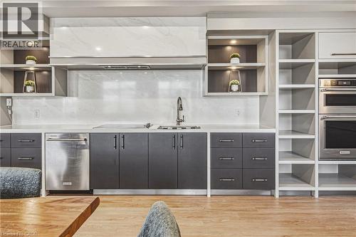 470 E Dundas Street E Unit# 1202, Waterdown, ON - Indoor Photo Showing Kitchen With Upgraded Kitchen